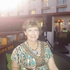 Meet your Posher, Vickie